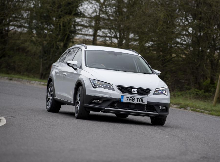 Seat Leon X-Perience 4Drive 2017 года  (UK) (фото 16 из 40)